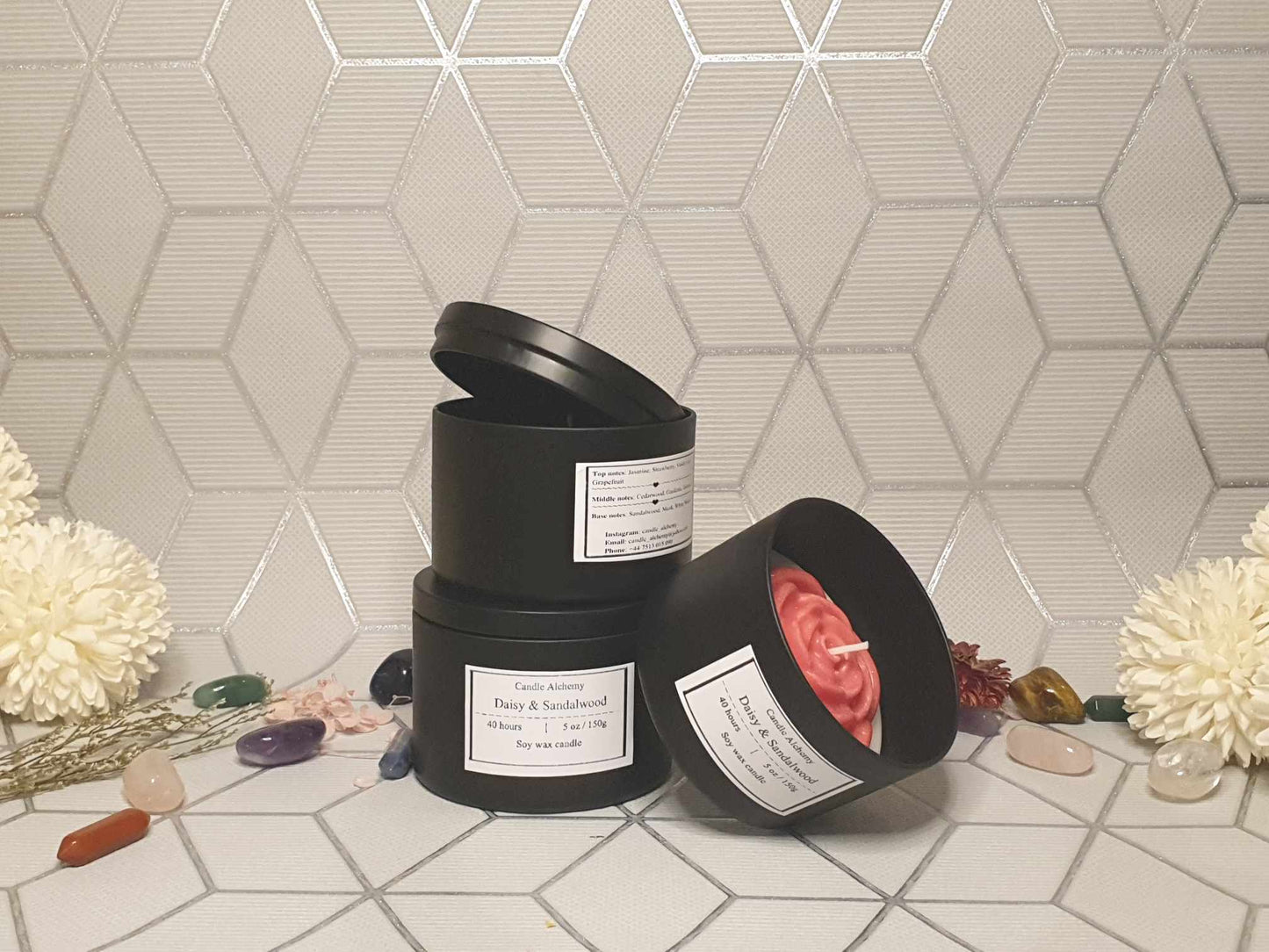 Scented tin candle
